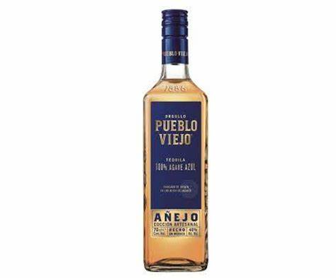 TEQUILA PUEBLO VIEJO AÑEJO 700 ML